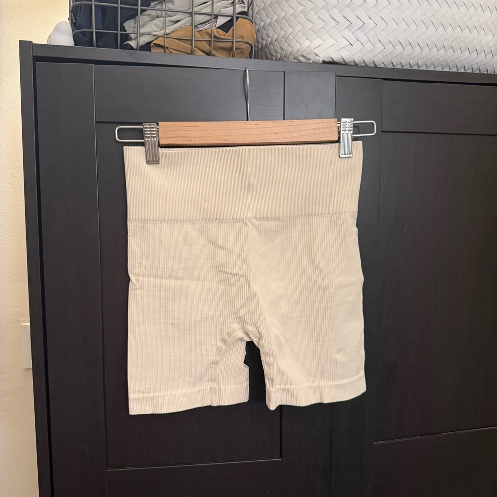 Cream Ribbed Shorts